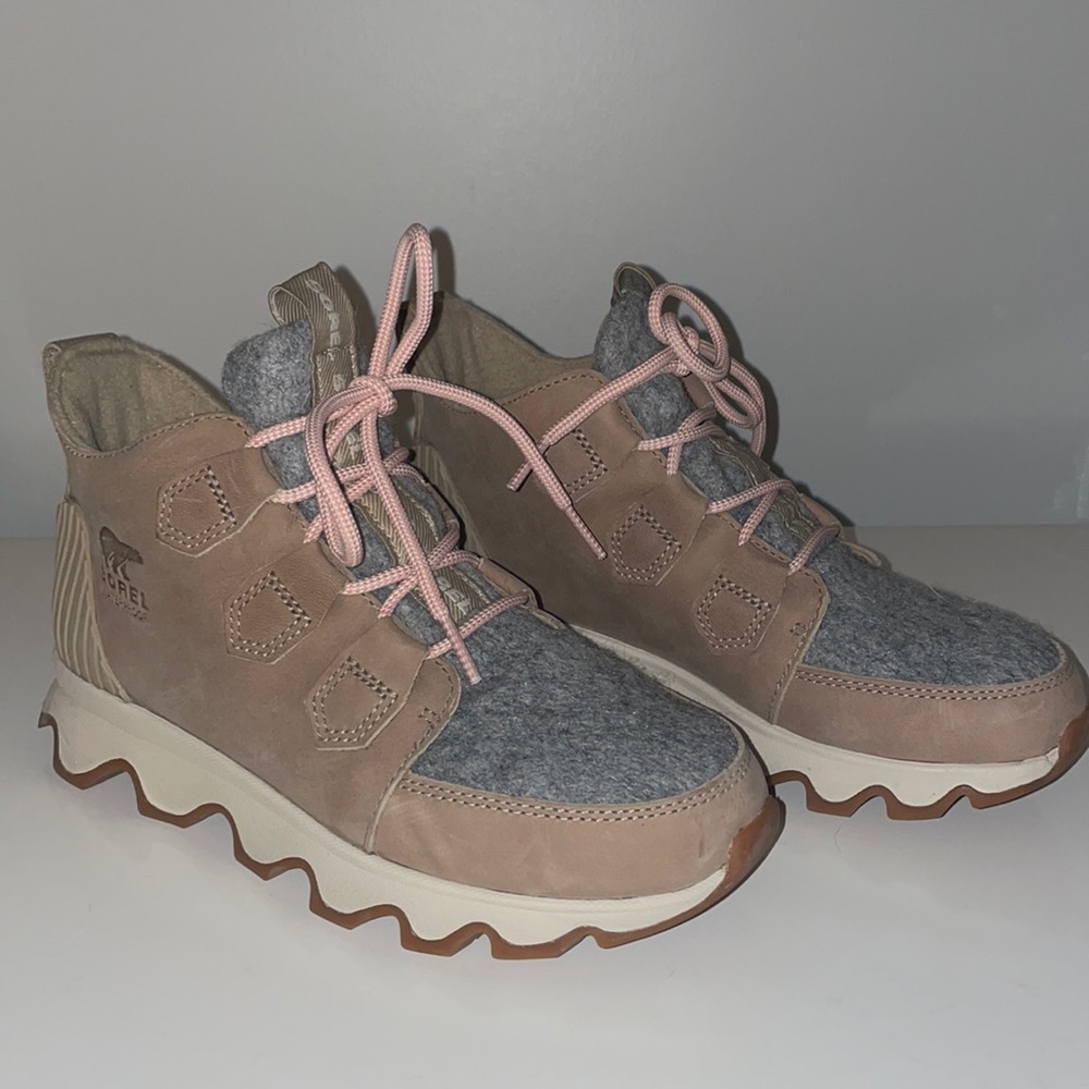 Sorel Kinetic Caribou Boot